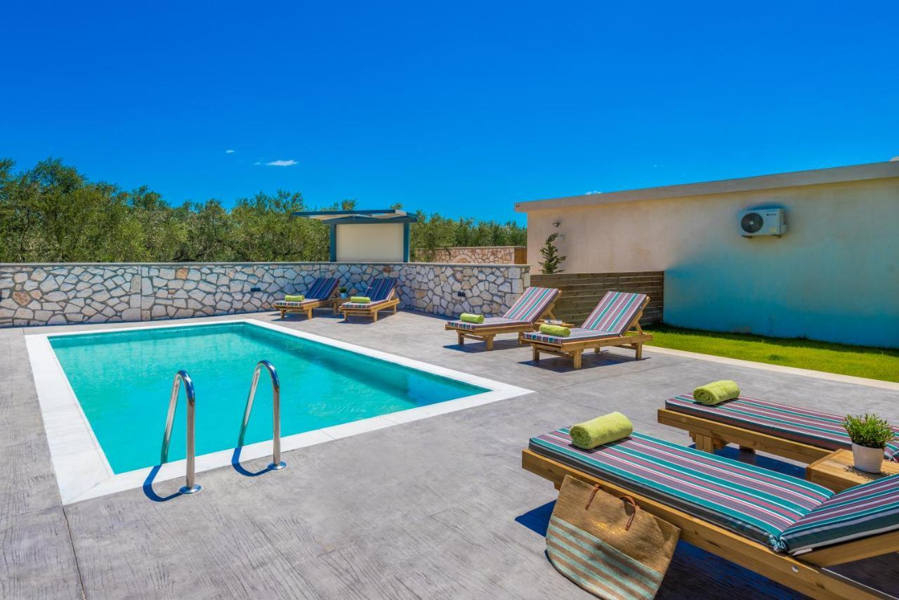 Natura Verde Villas Fiolítis Buitenkant foto