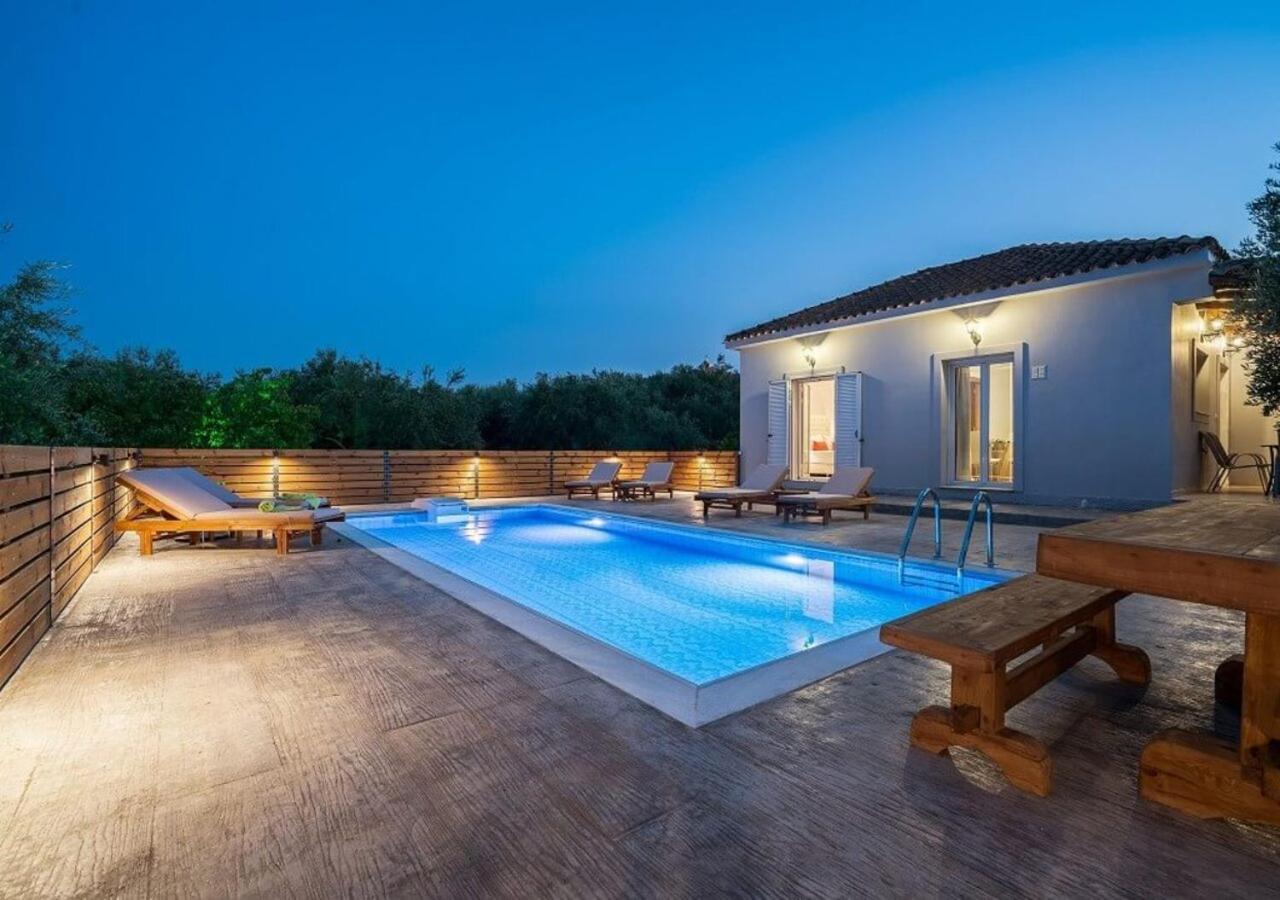 Natura Verde Villas Fiolítis Buitenkant foto